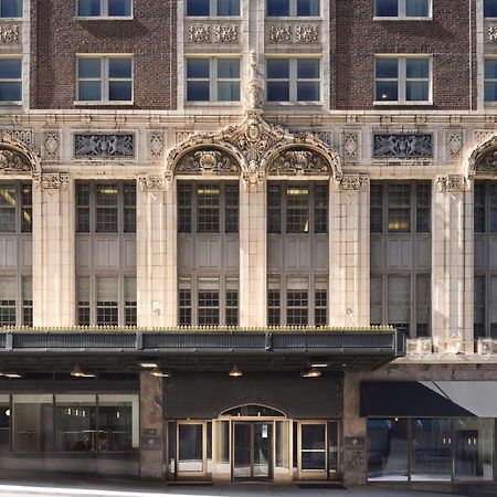 Hotel Phillips Kansas City, Curio Collection By Hilton Экстерьер фото