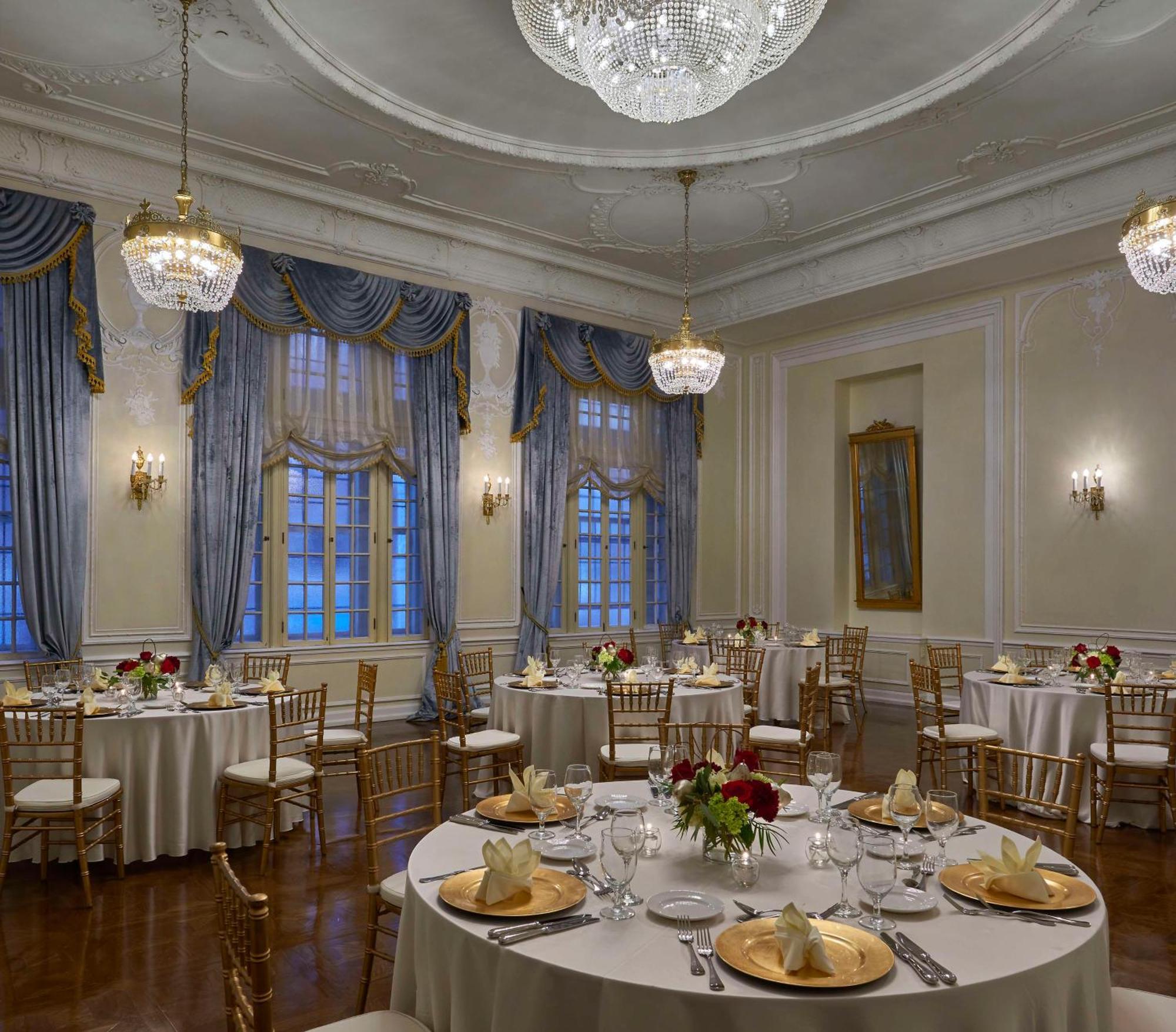 Hotel Phillips Kansas City, Curio Collection By Hilton Экстерьер фото