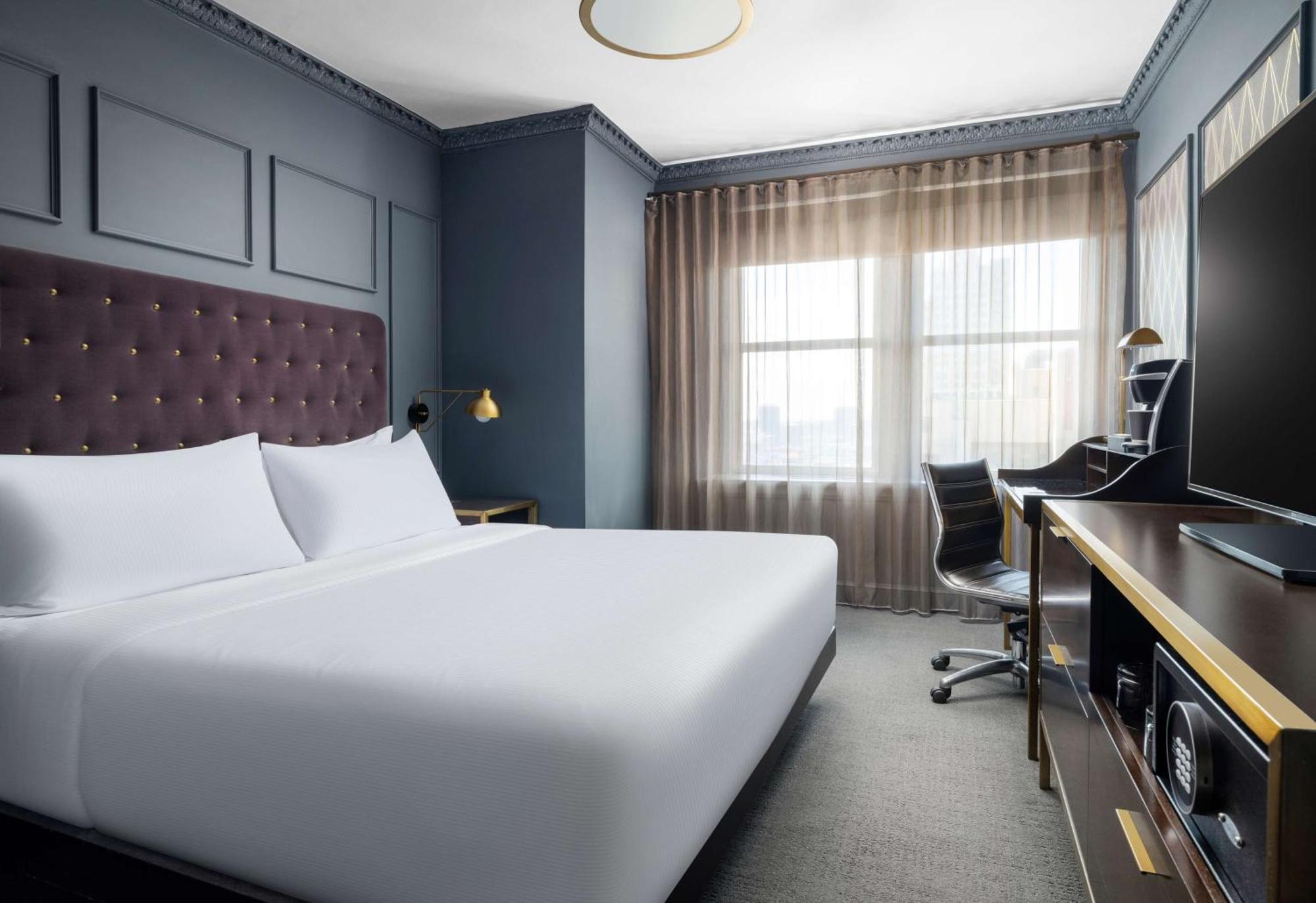 Hotel Phillips Kansas City, Curio Collection By Hilton Экстерьер фото