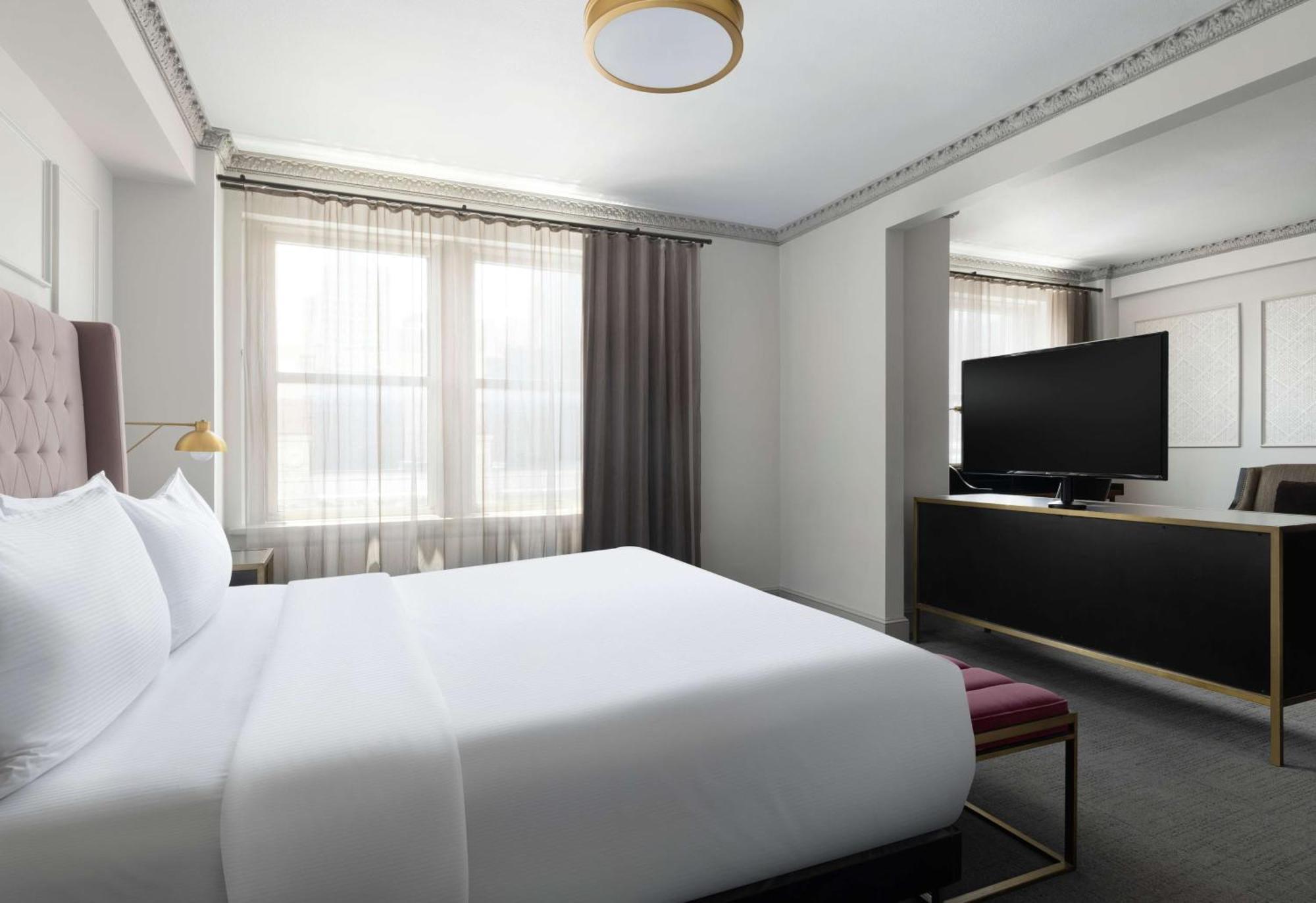 Hotel Phillips Kansas City, Curio Collection By Hilton Экстерьер фото